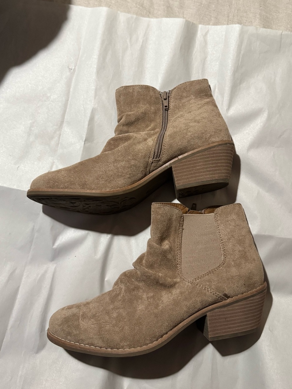 Eurosoft by Sofft Women's, Adeah Boot. SIZE 9 Nwot